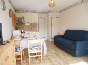 Studio cabine à 50m de la plage avec terrasse et parking, Carnac - FR-1-477-119